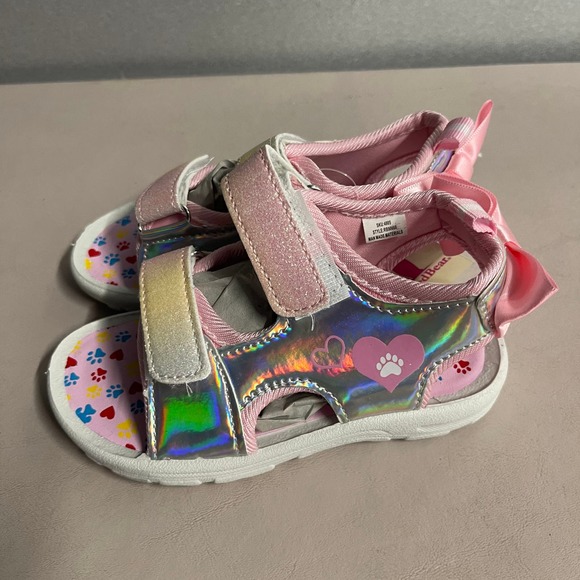 Rugged Bear Toddler Girls' Silver Pink Hearts Paw Print Pattern Sport Sandals 9 - Picture 8 of 9